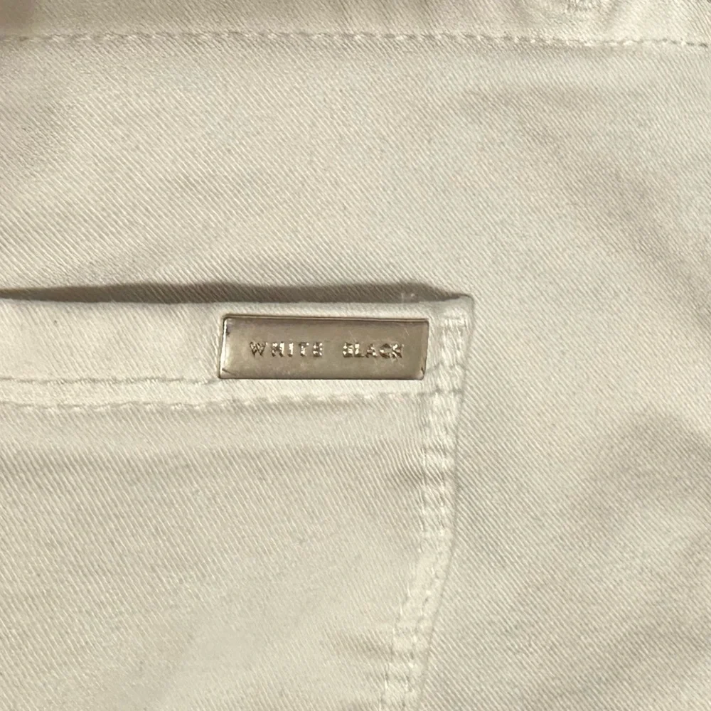 White White House black market the Sculpt Skinny Jeans‎